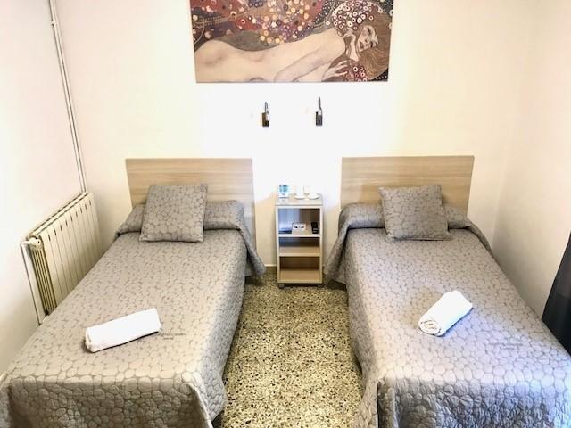 Hostal Badalona Exteriér fotografie