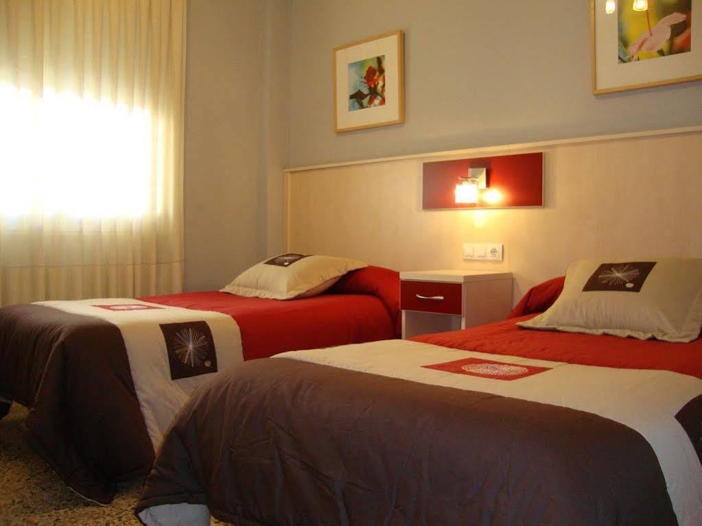 Hostal Badalona Exteriér fotografie